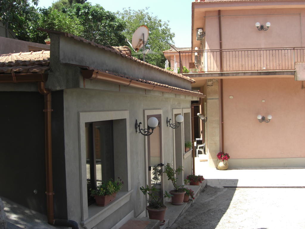 Albergo Villa Nobile Chiaramonte Gulfi Eksteriør billede